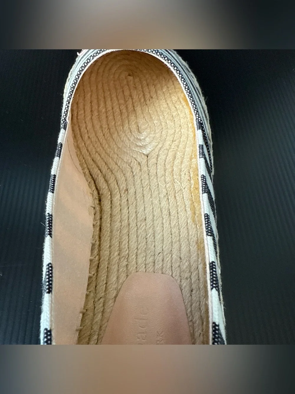NIB Kate Spade Black White Gimlet Heart Lips Espadrille Shoes Women’s Size 9.5